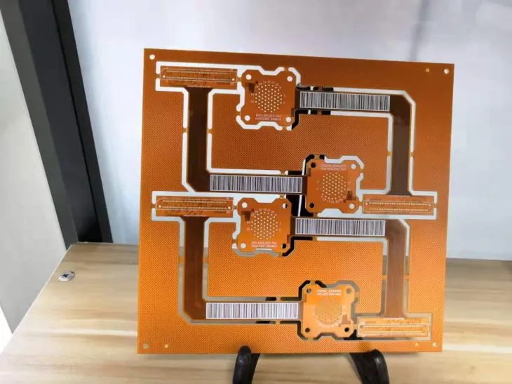 Placa rígida de 6 camadas